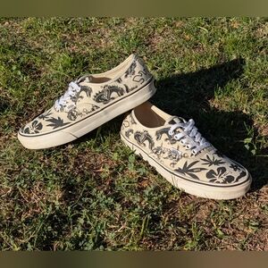 Vans Cream and Black Patterned Sneakers